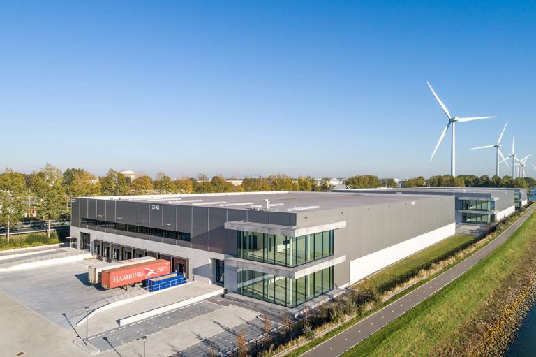 DHG PATRIZIA Smartlog Rotterdam 1 HELLMANN