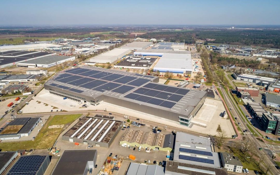 DHG VERHUURT 18.000 M² SMARTLOG VENRAY AAN JD.COM