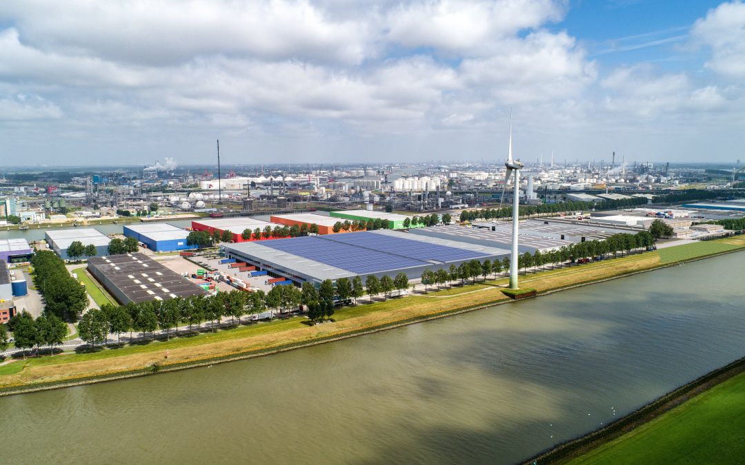 DHG VERHUURT 107.000 M² SMARTLOG BOTLEK VOOR OPLEVERING