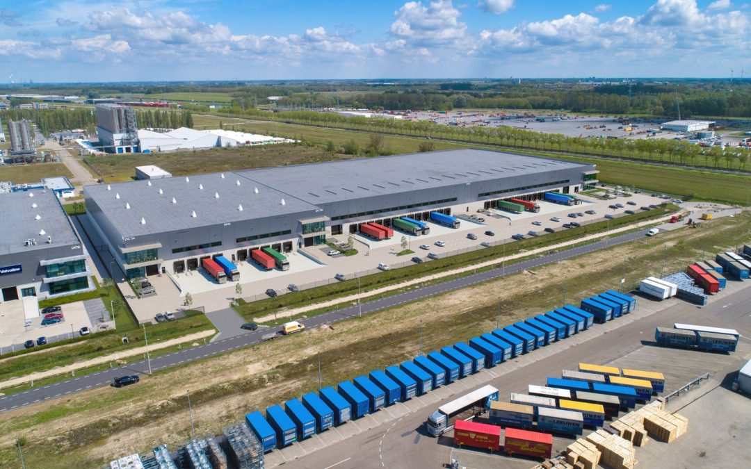 DHG VERHUURT 29.000 M² ADR SMARTLOG IN MOERDIJK AAN LESCHACO